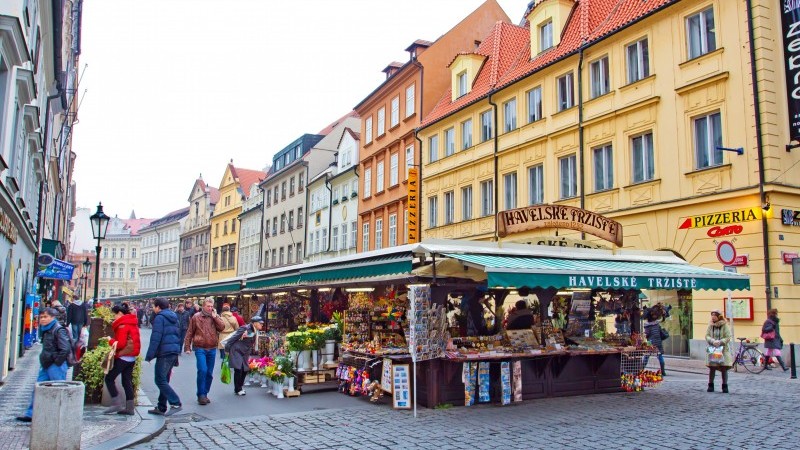 Czech inflation back in single digits